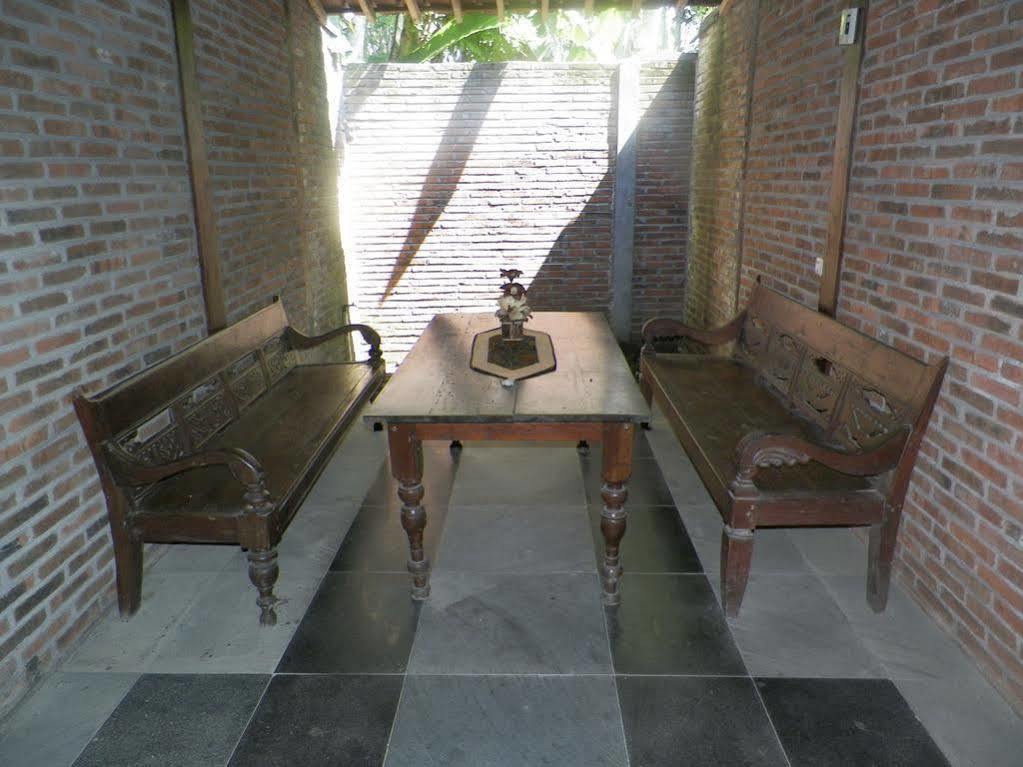 מגלאנג Cempaka Borobudur Guest House מראה חיצוני תמונה